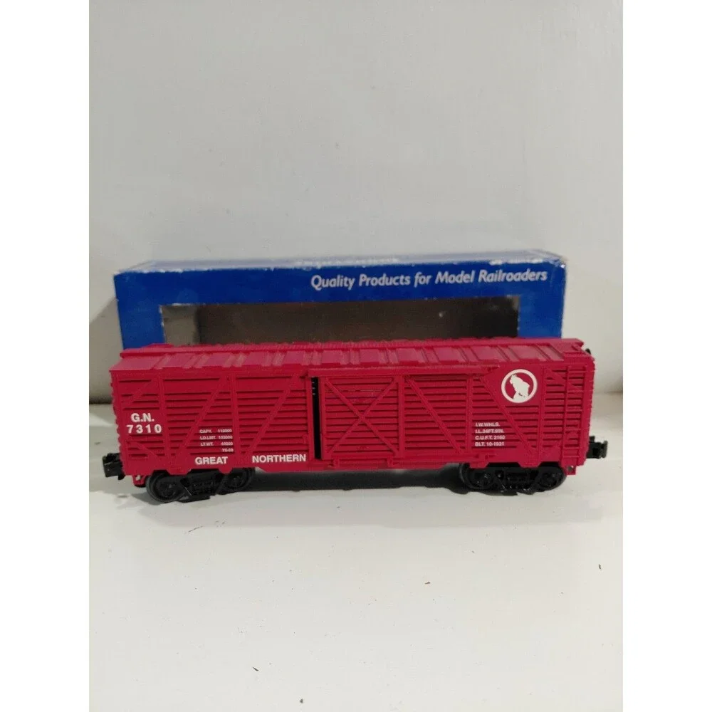 Industrial Rail 3002 O Gauge Model Railroad Great Northern Cattle Car w/Box